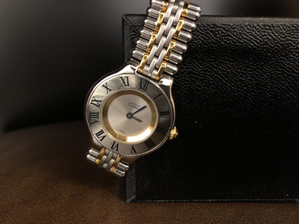 カルティエのマストヴァンテアン
上品でエレガントなデザインの時計